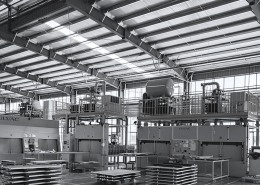 Automated helium leak testing